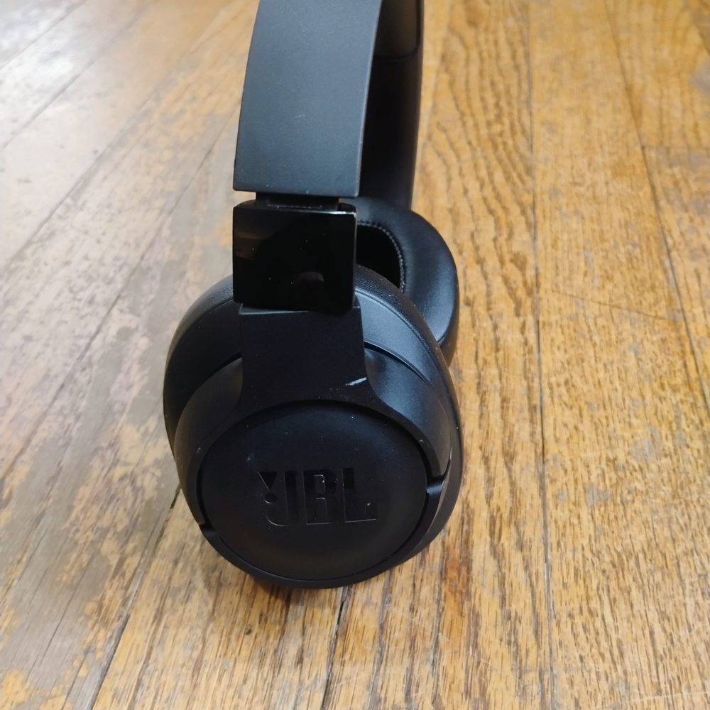JBL Matte Black Over-Ear Headphones